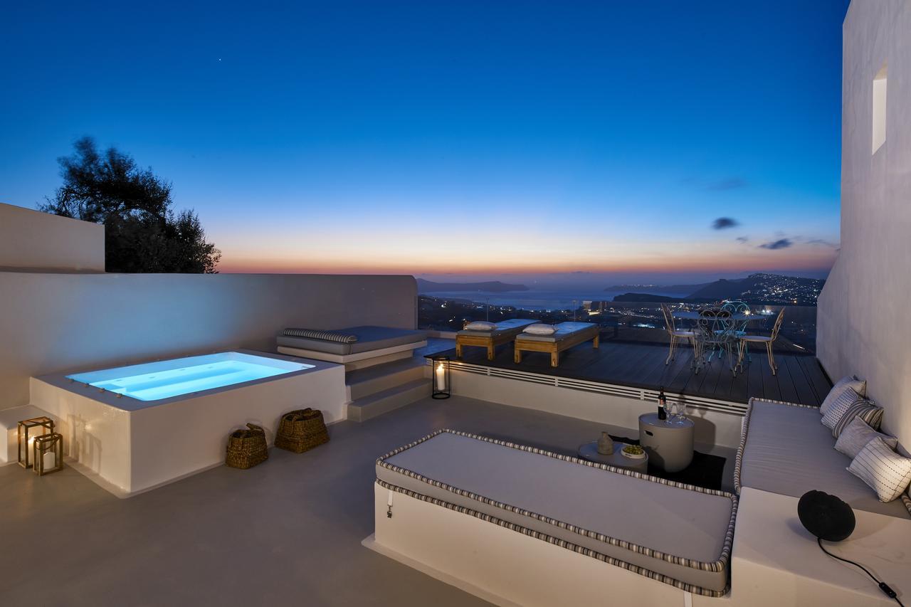 White & Co. La Torre Suites Pýrgos Exterior foto